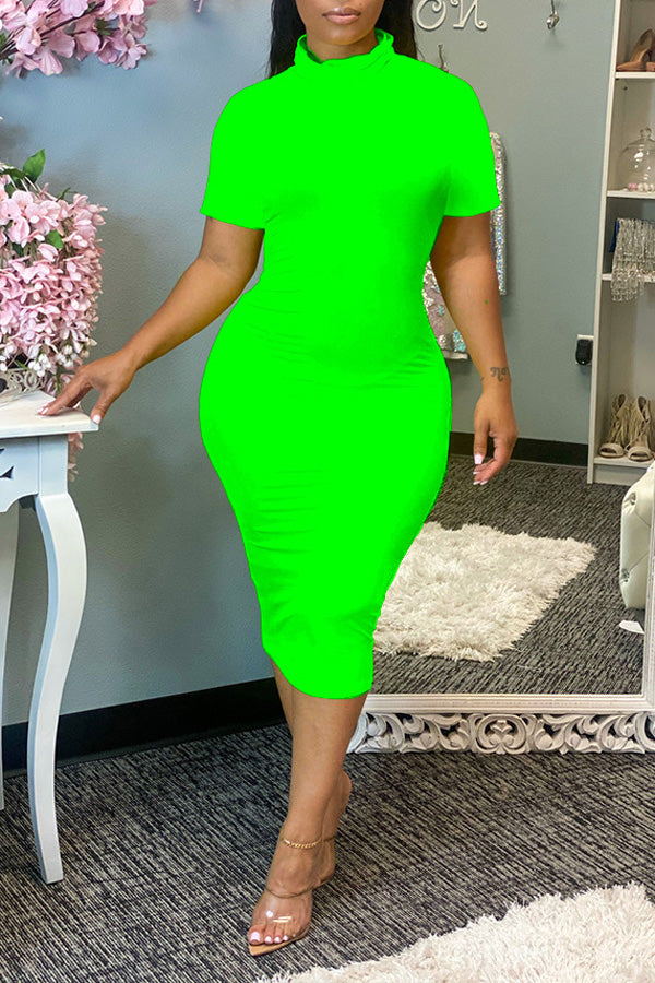 Plus Size Solid Color Turtleneck Sheath Midi Dress